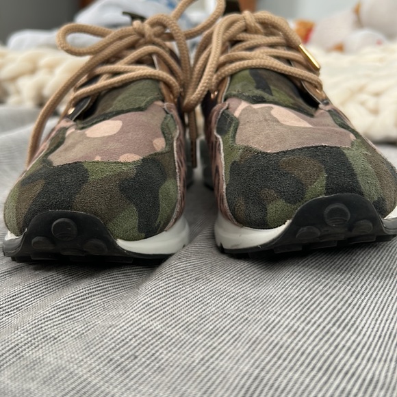 Steve Madden camo cheetah shoes - Picture 7 of 14